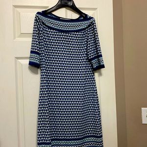 Womens printed dress size medium